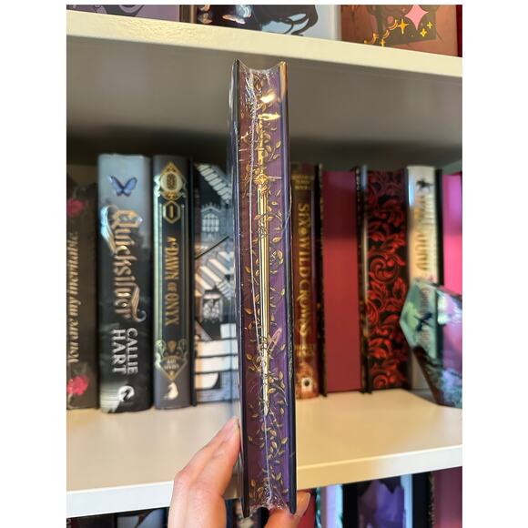 Owl Crate Special Edition Modern Divination By Isa Agajanian - Picture 2 of 6